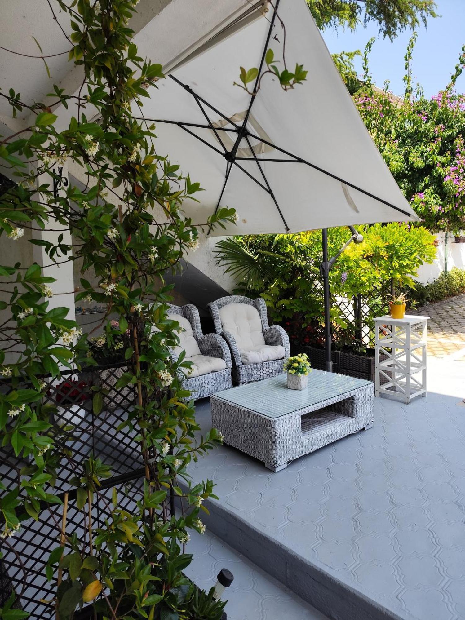 Apartments Poretti For 2,In Center Parking Free In The Yard,6 Min Beach Walk Rovinj Eksteriør bilde